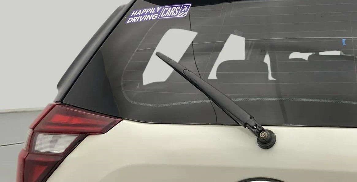 2020 Mahindra XUV500 W7, Diesel, Manual, 76,040 km, Rear Wiper