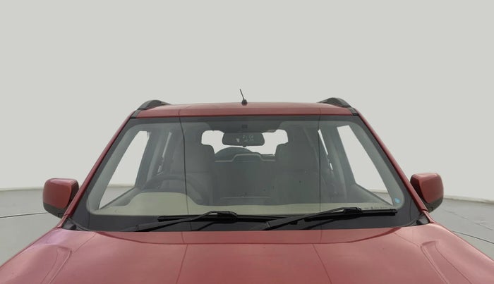 2018 Mahindra TUV300 T10, Diesel, Manual, 71,839 km, Front Windshield