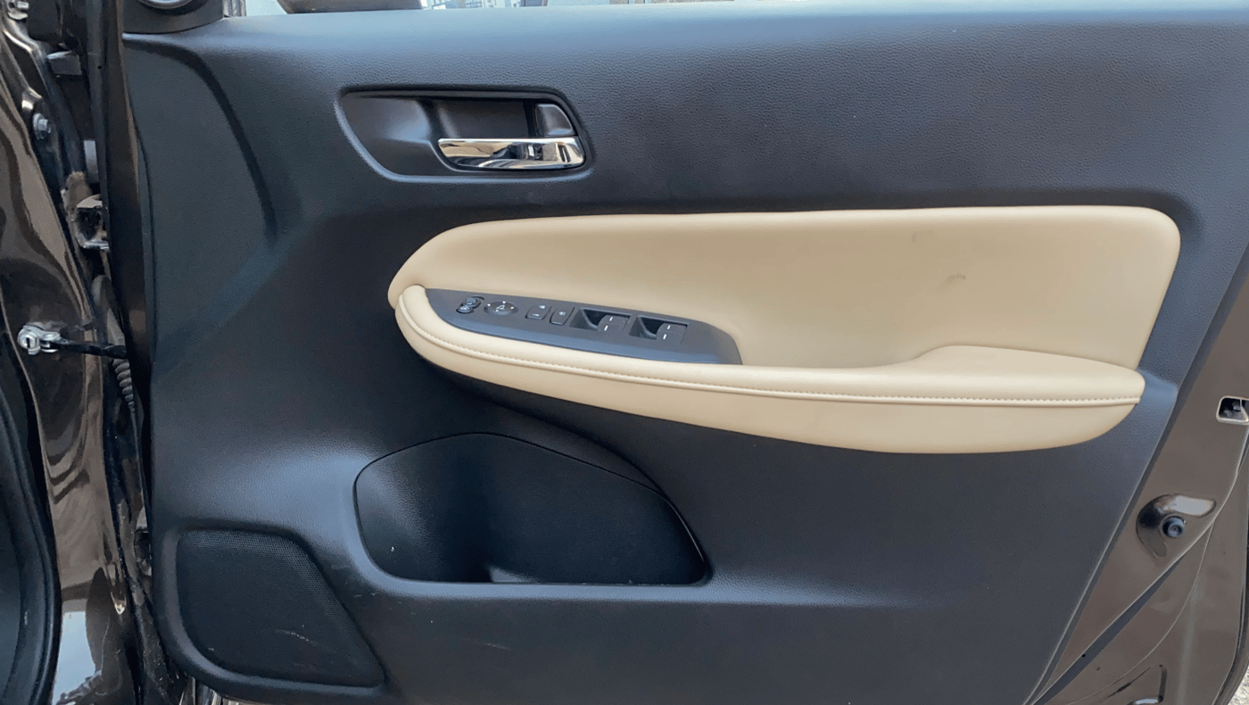 2021 Honda City 1.5L I-VTEC ZX CVT, Petrol, Automatic, 27,403 km, Driver Side Door Panels Control