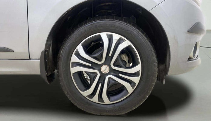 2018 Tata Tiago XZA PETROL, Petrol, Automatic, 13,938 km, Right Front Wheel