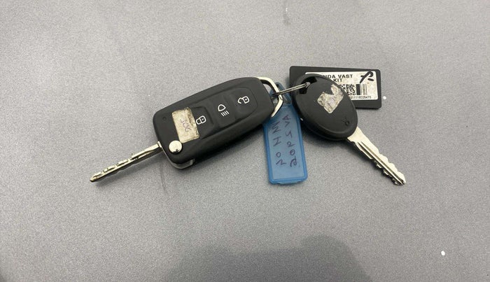 2018 Tata Tiago XZA PETROL, Petrol, Automatic, 13,938 km, Key Close Up