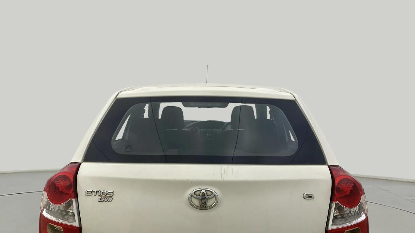 2013 Toyota Etios Liva G, Petrol, Manual, 18,295 km, Rear Windshield