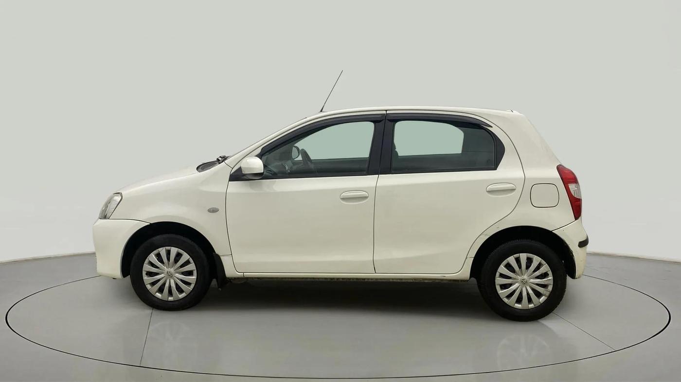2013 Toyota Etios Liva G, Petrol, Manual, 18,295 km, Left Side