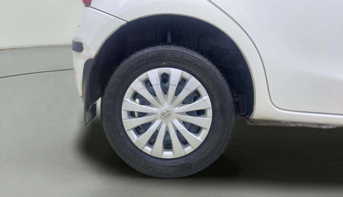 2013 Toyota Etios Liva G, Petrol, Manual, 18,236 km, Right Rear Wheel