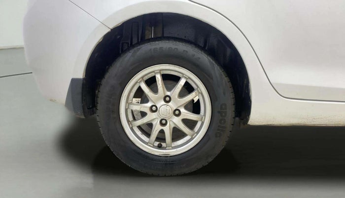 2012 Maruti Swift Dzire VDI, Diesel, Manual, 1,23,913 km, Right Rear Wheel