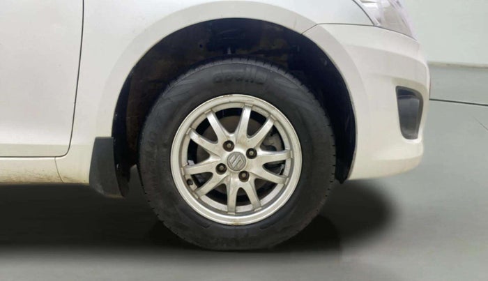 2012 Maruti Swift Dzire VDI, Diesel, Manual, 1,23,913 km, Right Front Wheel