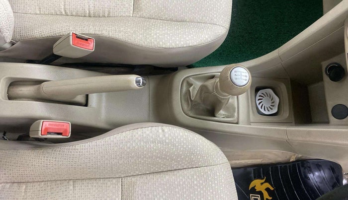 2012 Maruti Swift Dzire VDI, Diesel, Manual, 1,23,913 km, Gear Lever