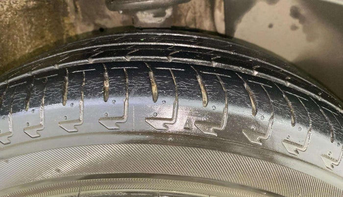 2018 Maruti IGNIS ALPHA 1.2 AMT, Petrol, Automatic, 32,322 km, Right Front Tyre Tread