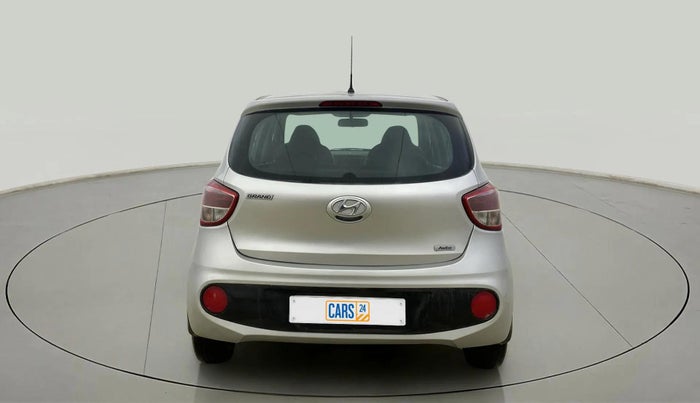2017 Hyundai Grand i10 MAGNA AT 1.2 KAPPA VTVT, Petrol, Automatic, 53,029 km, Back/Rear