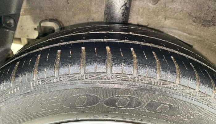 2017 Hyundai Grand i10 MAGNA AT 1.2 KAPPA VTVT, Petrol, Automatic, 53,029 km, Right Rear Tyre Tread