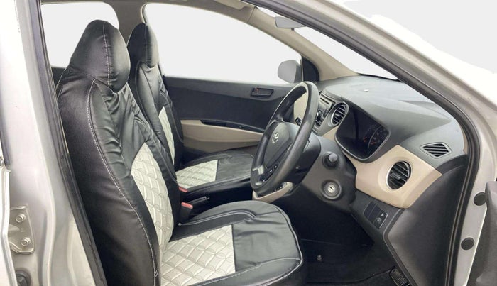 2017 Hyundai Grand i10 MAGNA AT 1.2 KAPPA VTVT, Petrol, Automatic, 53,029 km, Right Side Front Door Cabin