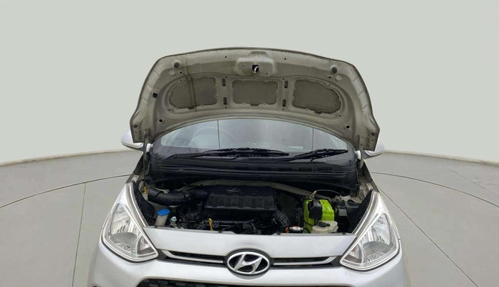 2017 Hyundai Grand i10 MAGNA AT 1.2 KAPPA VTVT, Petrol, Automatic, 53,029 km, Open Bonet