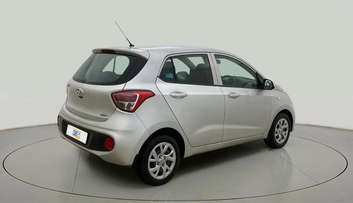 2017 Hyundai Grand i10 MAGNA AT 1.2 KAPPA VTVT, Petrol, Automatic, 53,029 km, Right Back Diagonal