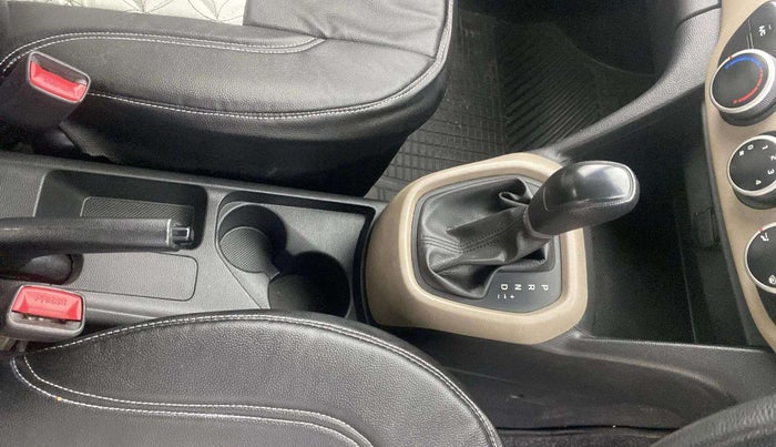 2017 Hyundai Grand i10 MAGNA AT 1.2 KAPPA VTVT, Petrol, Automatic, 53,029 km, Gear Lever