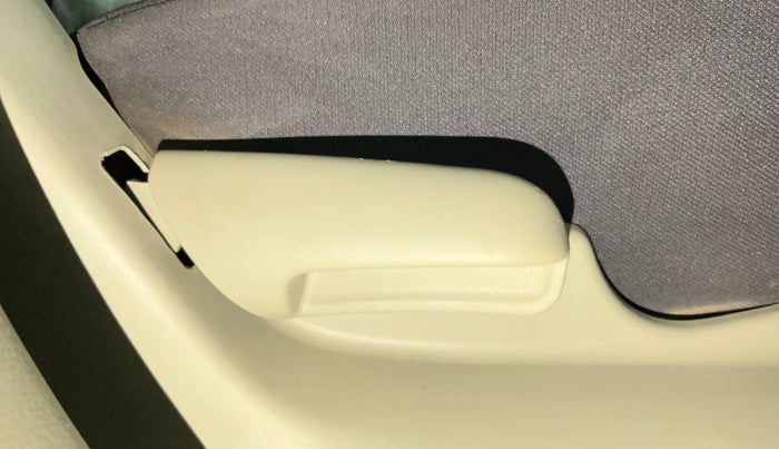 2016 Maruti Celerio VXI, Petrol, Manual, 66,324 km, Driver Side Adjustment Panel