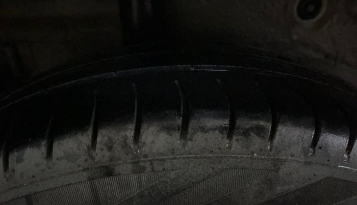 2016 Maruti Celerio VXI, Petrol, Manual, 66,324 km, Right Rear Tyre Tread