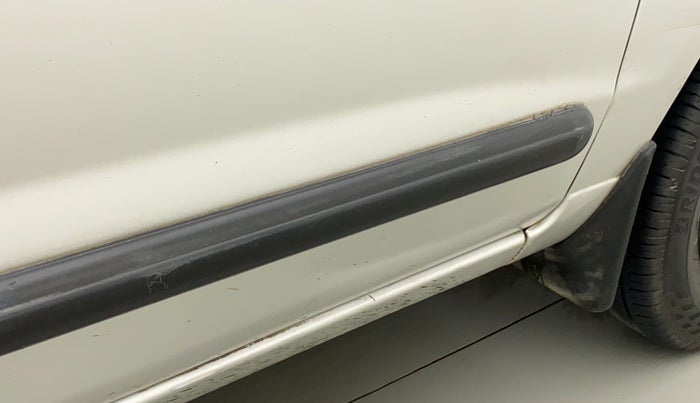 2011 Maruti Alto LXI, Petrol, Manual, 1,07,439 km, Driver-side door - Slightly dented
