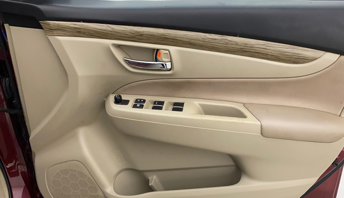 2020 Maruti Ciaz DELTA 1.5 SHVS MT PETROL, CNG, Manual, 75,077 km, Driver Side Door Panels Control