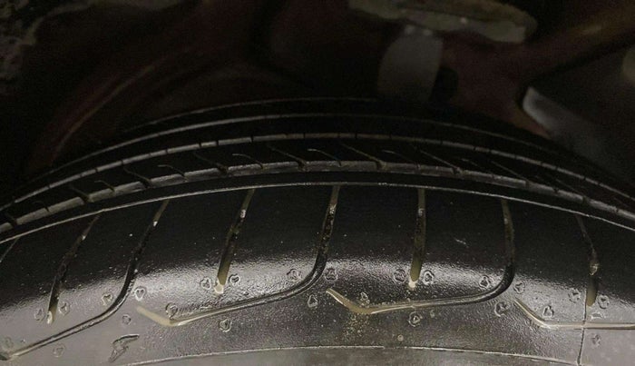 2019 MG HECTOR SHARP 1.5 DCT PETROL, Petrol, Automatic, 46,292 km, Right Front Tyre Tread
