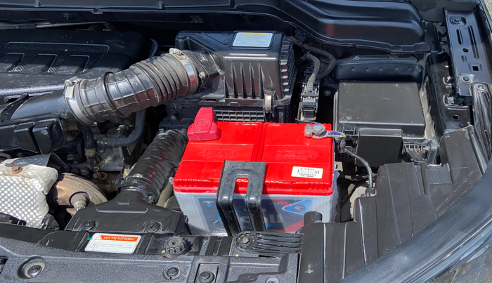 2020 Mahindra XUV300 W8 1.2 PETROL, Petrol, Manual, 43,315 km, Engine View - Left