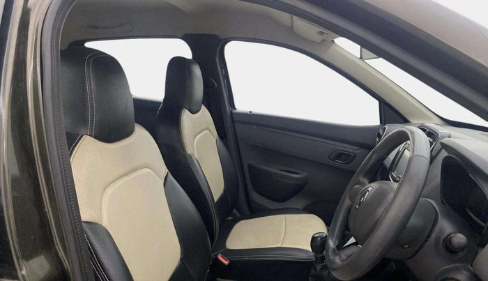 2016 Renault Kwid RXT 0.8, Petrol, Manual, 57,084 km, Right Side Front Door Cabin