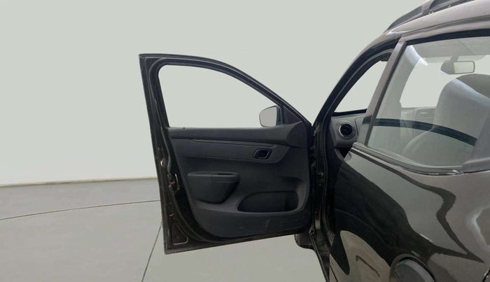 2016 Renault Kwid RXT 0.8, Petrol, Manual, 57,084 km, LHS Front Door