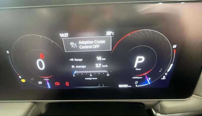 2023 Mahindra XUV700 AX 7 LUXURY P AT 7 STR, Petrol, Automatic, 18,082 km, Odometer Image