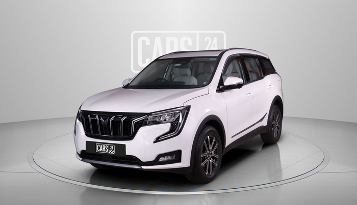 2023 Mahindra XUV700 AX 7 LUXURY P AT 7 STR, Petrol, Automatic, 18,082 km, Left Front Diagonal