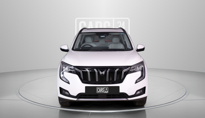 2023 Mahindra XUV700 AX 7 LUXURY P AT 7 STR, Petrol, Automatic, 18,082 km, Front
