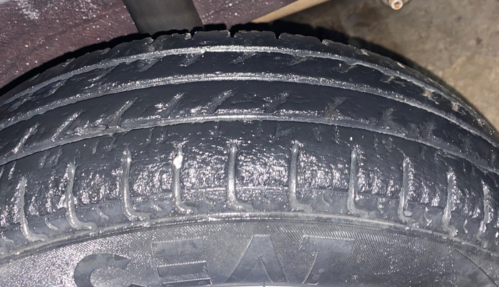 2018 Renault Kwid RXT 1.0, Petrol, Manual, 27,261 km, Left Rear Tyre Tread