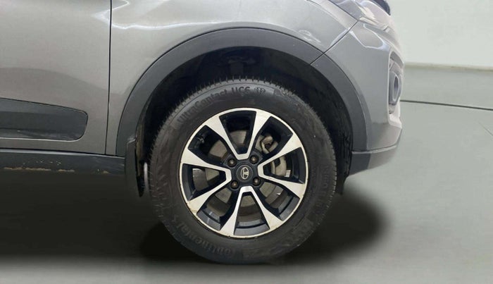 2020 Tata NEXON XMA PETROL, Petrol, Automatic, 77,182 km, Right Front Wheel