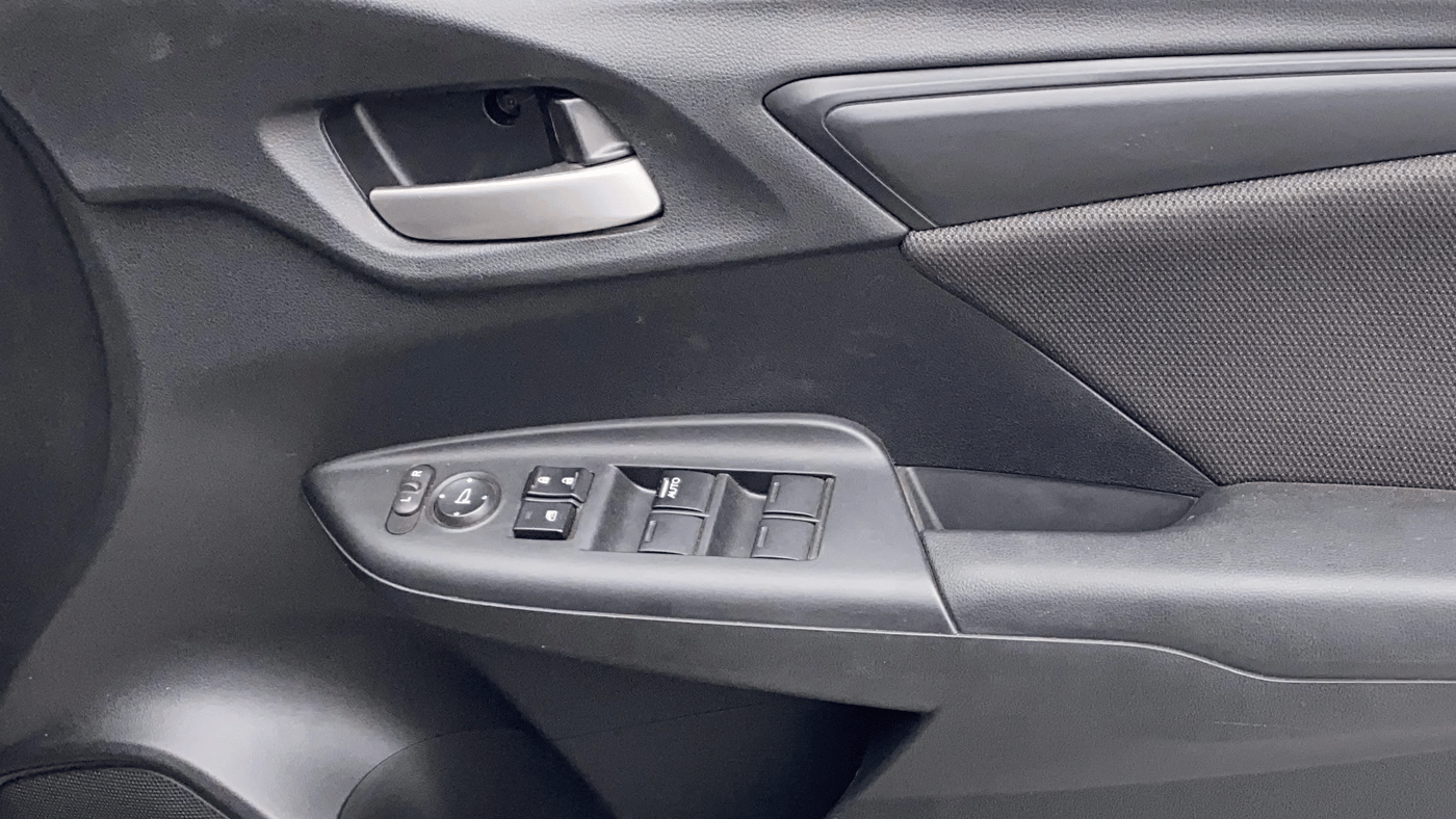 2020 Honda WR-V 1.2L I-VTEC SV MT, Petrol, Manual, 67,071 km, Driver Side Door Panels Control