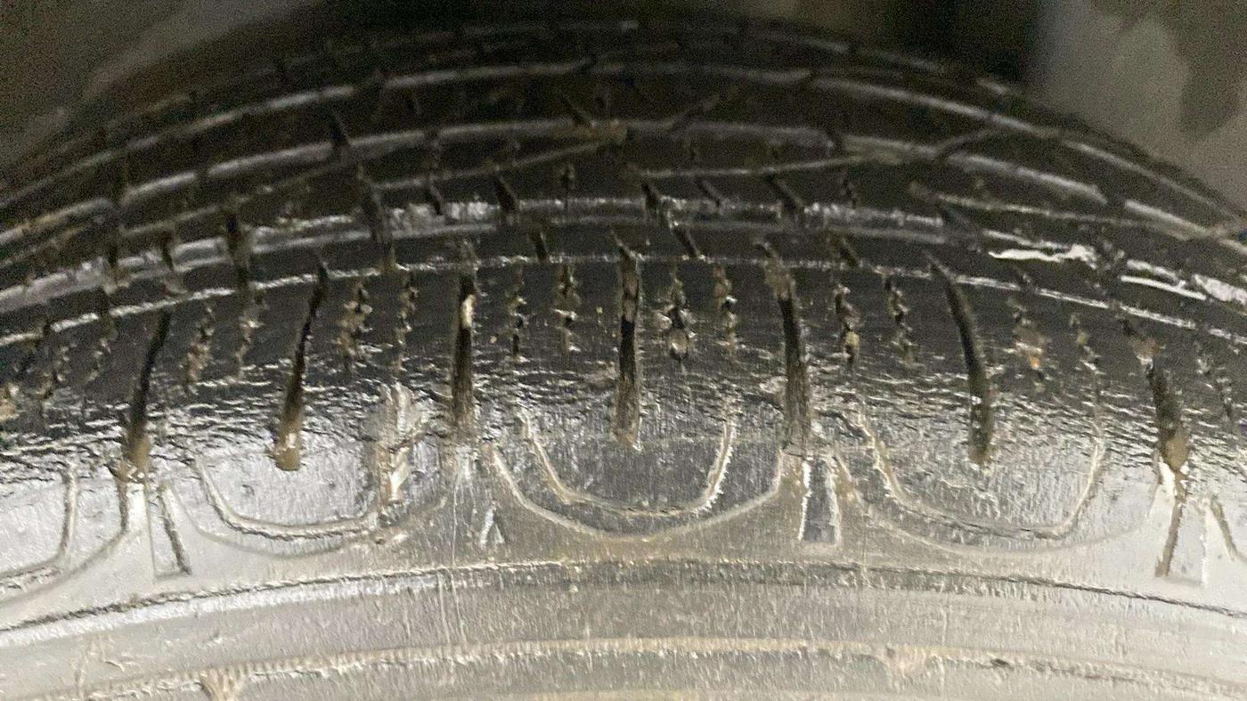 2019 Jeep Compass LONGITUDE (O) 1.4 PETROL AT, Petrol, Automatic, 52,289 km, Left Rear Tyre Tread