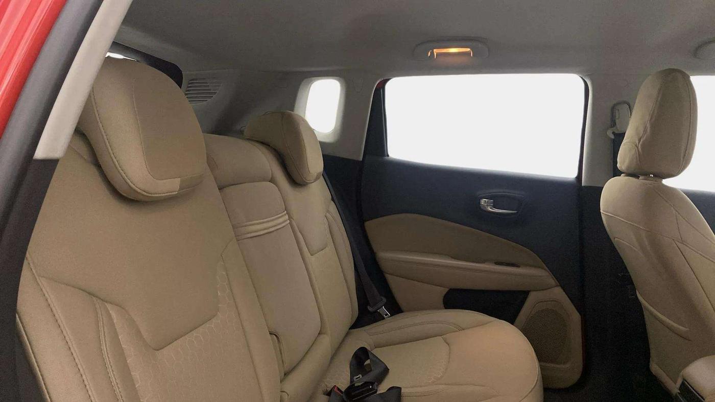 2019 Jeep Compass LONGITUDE (O) 1.4 PETROL AT, Petrol, Automatic, 52,289 km, Right Side Rear Door Cabin