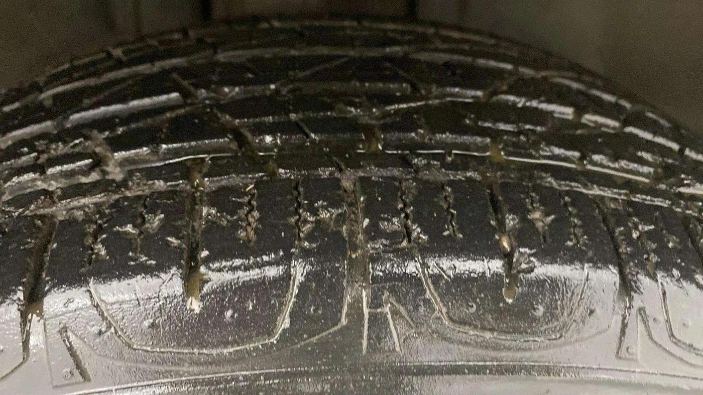 2019 Jeep Compass LONGITUDE (O) 1.4 PETROL AT, Petrol, Automatic, 52,289 km, Right Front Tyre Tread