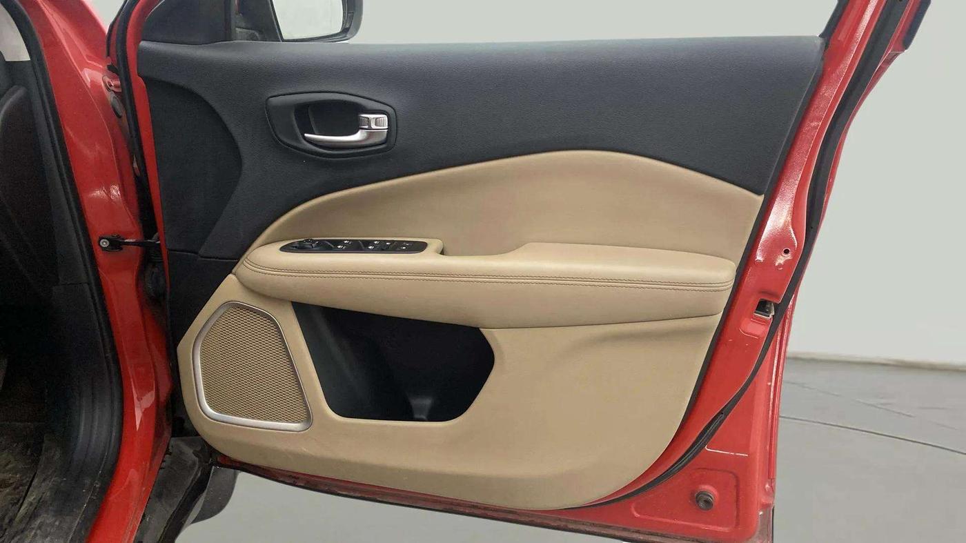 2019 Jeep Compass LONGITUDE (O) 1.4 PETROL AT, Petrol, Automatic, 52,289 km, Driver Side Door Panels Control