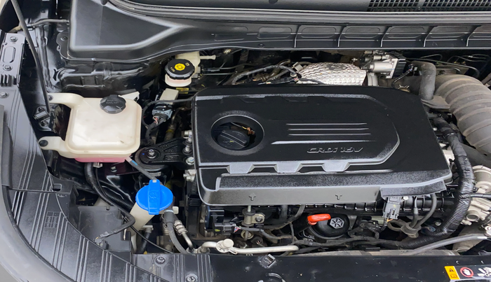 2022 KIA CARENS LUXURY PLUS 1.5 DIESEL AT 6 STR, Diesel, Automatic, 97,411 km, Engine View - Right