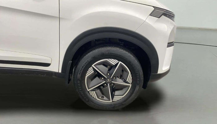2024 Tata NEXON CREATIVE + 1.2 PETROL, Petrol, Manual, 25,145 km, Right Front Wheel