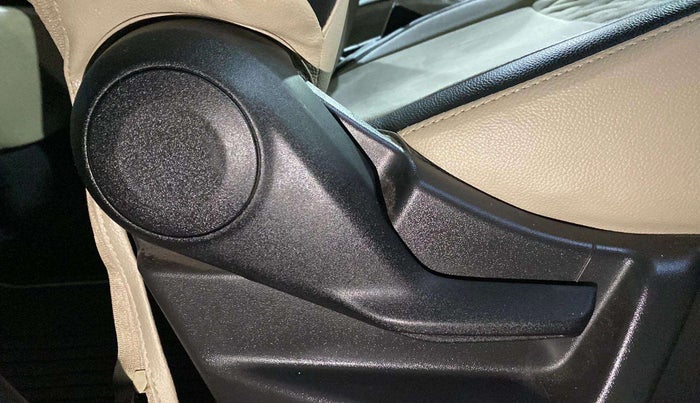 2024 Maruti New Wagon-R VXI 1.0, Petrol, Manual, 10,998 km, Driver Side Adjustment Panel