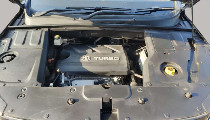 2023 MG HECTOR PLUS SAVVY PRO 1.5 TURBO CVT 7 STR, Petrol, Automatic, 39,096 km, Engine View