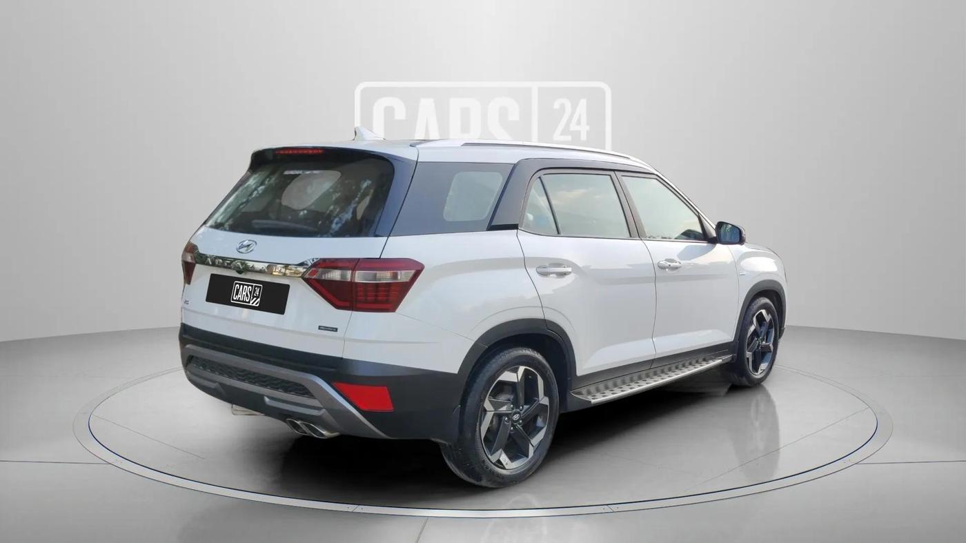 2021 Hyundai ALCAZAR 2.0 SIGNATURE (O) AT 6STR, Petrol, Automatic, 9,524 km, Right Back Diagonal