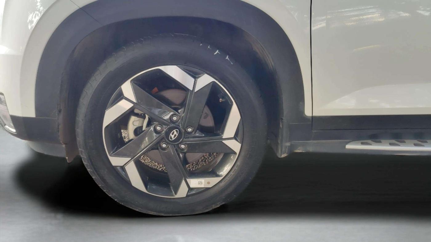 2021 Hyundai ALCAZAR 2.0 SIGNATURE (O) AT 6STR, Petrol, Automatic, 9,524 km, Left Front Wheel