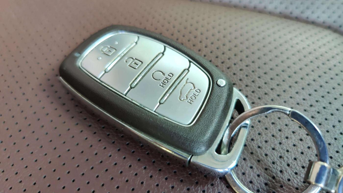 2021 Hyundai ALCAZAR 2.0 SIGNATURE (O) AT 6STR, Petrol, Automatic, 9,524 km, Key Close Up