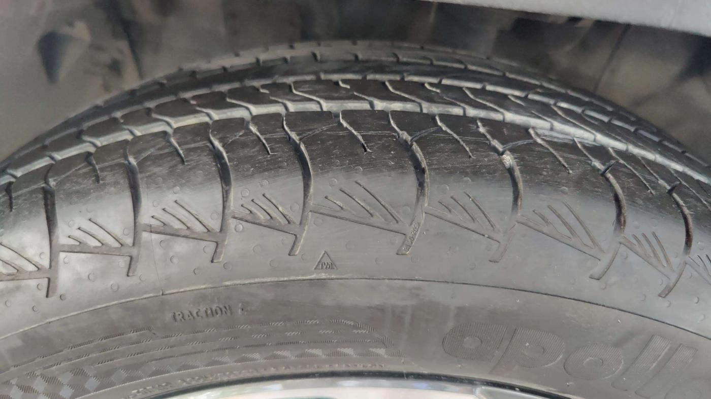 2021 Hyundai ALCAZAR 2.0 SIGNATURE (O) AT 6STR, Petrol, Automatic, 9,524 km, Right Rear Tyre Tread