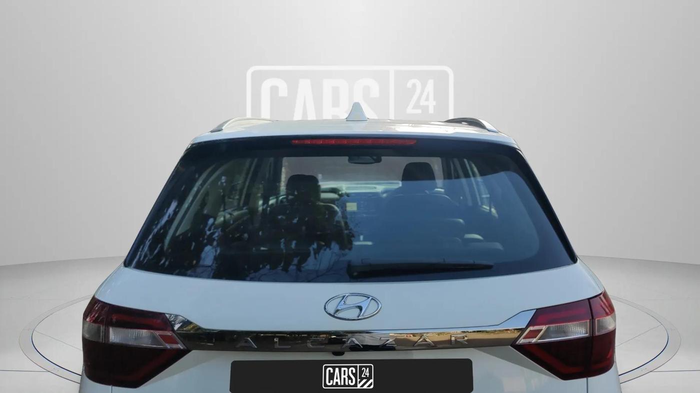 2021 Hyundai ALCAZAR 2.0 SIGNATURE (O) AT 6STR, Petrol, Automatic, 9,524 km, Rear Windshield