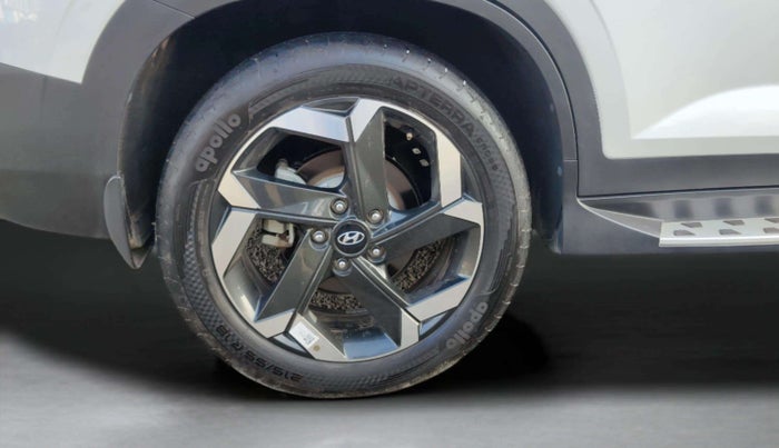 2021 Hyundai ALCAZAR 2.0 SIGNATURE (O) AT 6STR, Petrol, Automatic, 9,524 km, Right Rear Wheel