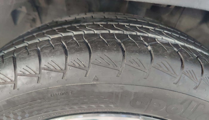 2021 Hyundai ALCAZAR 2.0 SIGNATURE (O) AT 6STR, Petrol, Automatic, 9,524 km, Left Front Tyre Tread