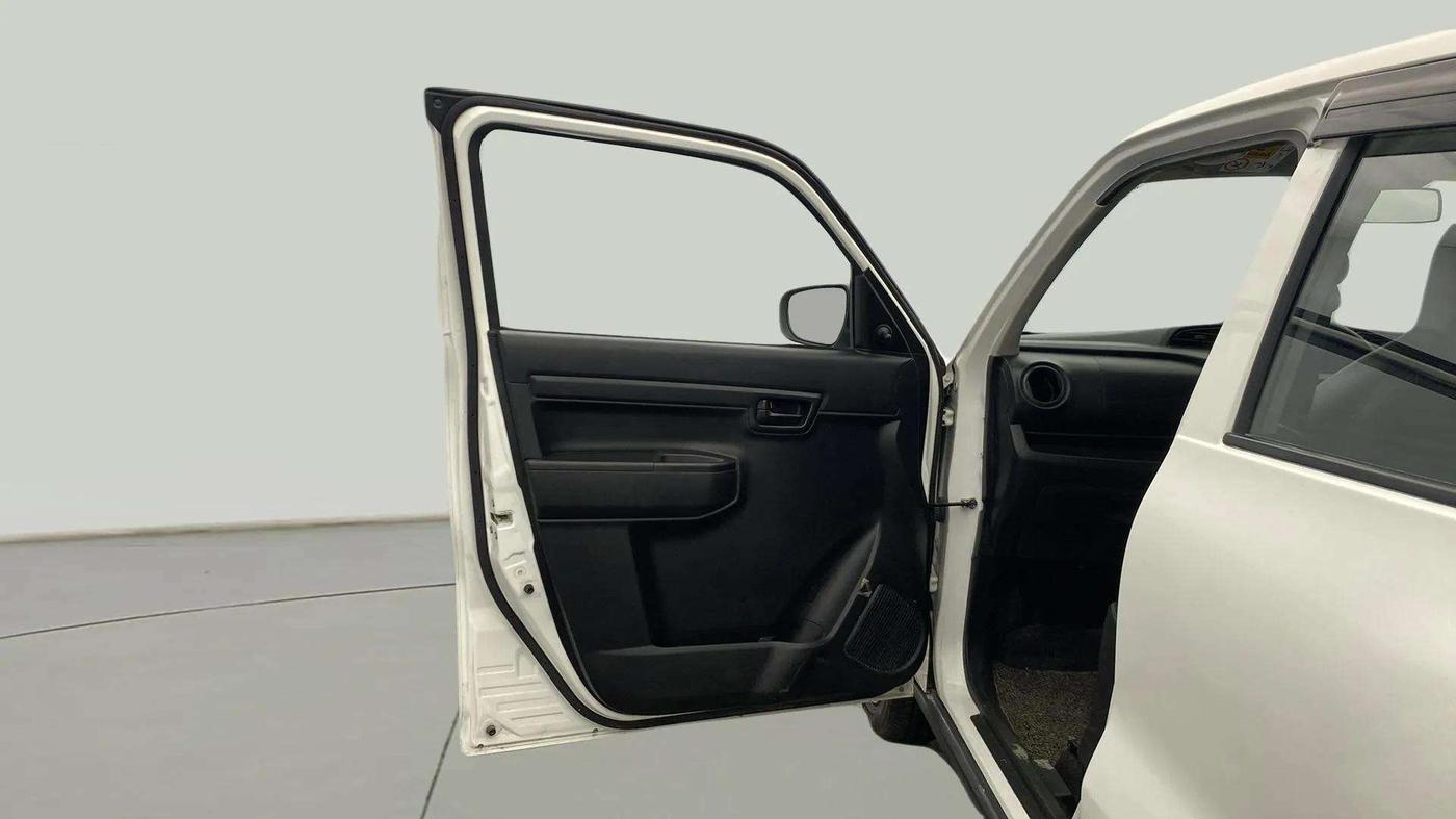 2023 Maruti S PRESSO VXI, Petrol, Manual, 13,011 km, LHS Front Door