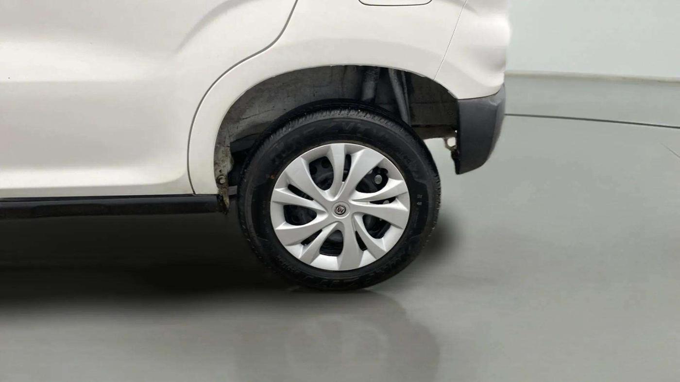 2023 Maruti S PRESSO VXI, Petrol, Manual, 13,011 km, Left Rear Wheel