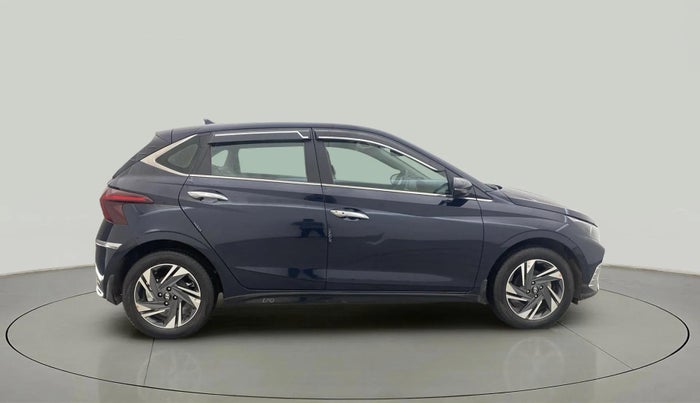 2022 Hyundai NEW I20 ASTA 1.2 MT, Petrol, Manual, 22,989 km, Right Side View